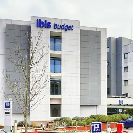 Ibis Budget Girona Costa Brava-3